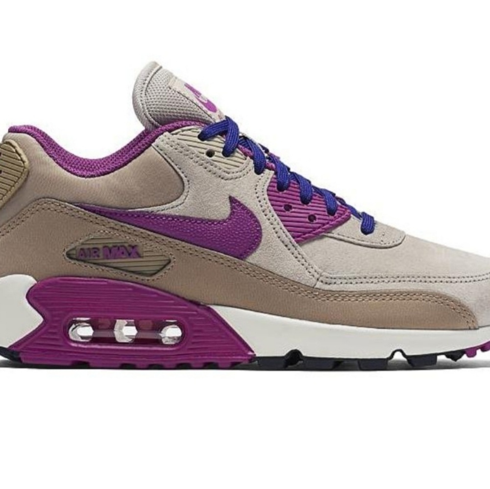 Nike Wmns Air Max 90 Leather size 8